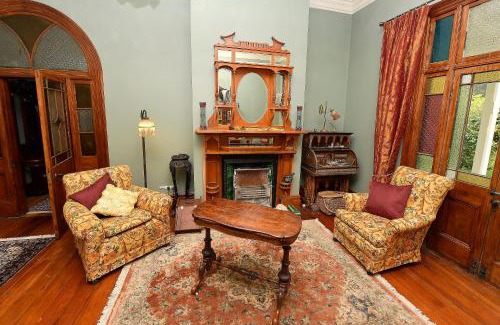 Reefton Villa | Harold House