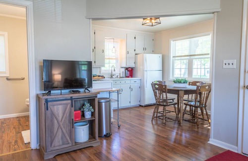 Caseville Cottage | Harper’s Hangout- Cute, cozy Caseville cottage!