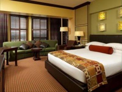 Stateline Resort | Harrah's Lake Tahoe Hotel & Casino