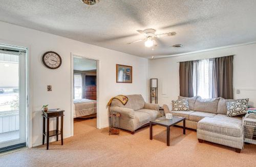 Harrisburg House | Harrisburg Home with Private Yard and Screened Porch!