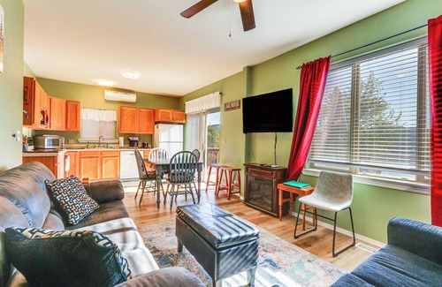 Harrison House | Harrison Home w/Grill & Lake Views: Walk to Town!