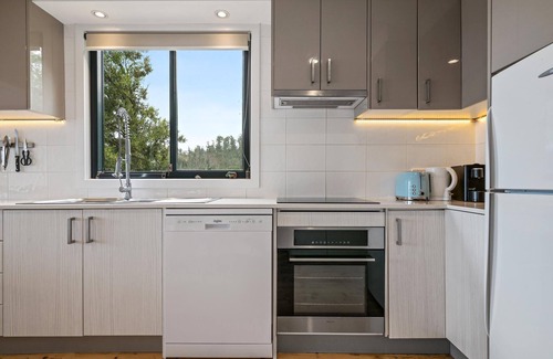 Separation Creek House | HARRY - relaxing beachside stay with great view