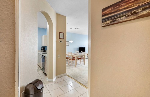 Windsor Palms Condo | Harry's Mystical Hideaway in Gated Windsor Palms 15 minutes to Disney