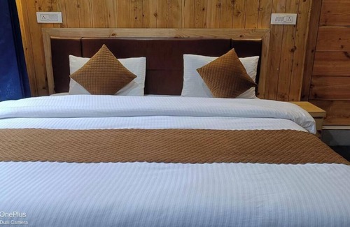 Bhatwari House | Harsil apple homestay