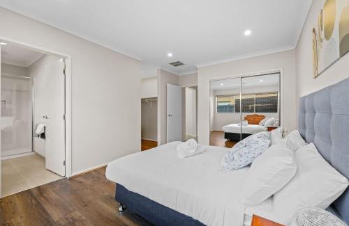 Clyde House | Hartleigh Estate - Sophisticated Family Living
