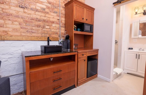 Hartwell Hotel | Hartwell Suites