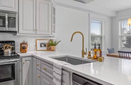Stratford House | Harvest Haven close to Kinlock Beach and Golf, Harvest Haven - Spacious Home close to Golf and Downt.