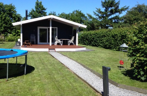 Hasmark Strand House | Hasmark beach 150m. Family friendly. Trampoline. Closed garden.pets allowed