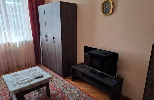 Imeni Tairova Apartment | Hasmik Apartment