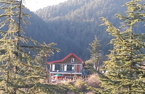 Shimla House | Hassan Valley Retreat near Shimla Forest Sanctuary