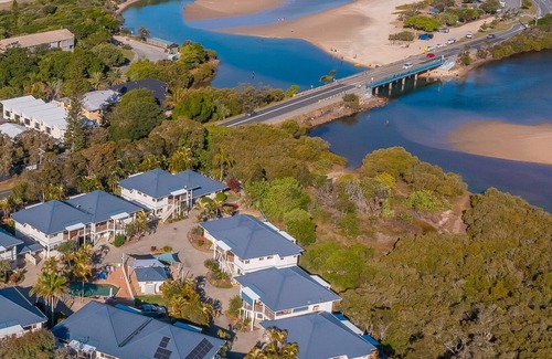 Hastings Point Apartment | Hastings Cove - 2 Bedroom Upstairs Garden Apartment!