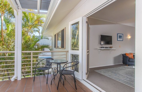 Hastings Point Apartment | Hastings Cove - 2 Bedroom Upstairs Garden Apartment!