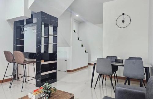 Khlong Hae House | Hatyai Luxe Stay