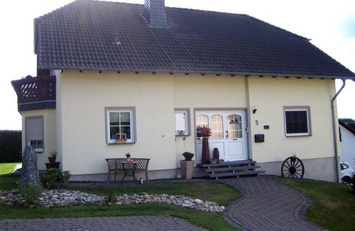 Meiserich Apartment | Haus André - beautiful bright 4* vacation apartment for 4 persons