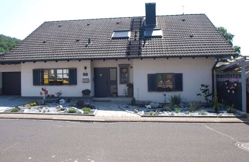 Neuenbuch House | Haus Romy Comfortable holiday residence