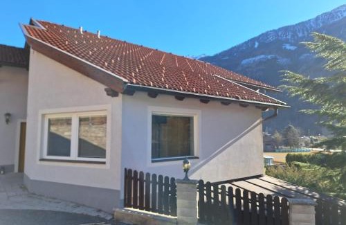 Flattach Apartment | Haus Edelweiss Mölltal