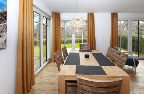 Dierhagen Strand House | Haus Eichkater