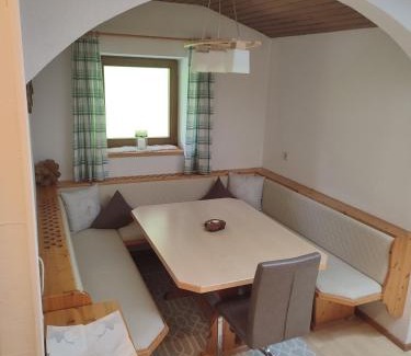 Mittersill Apartment | Haus Enzian