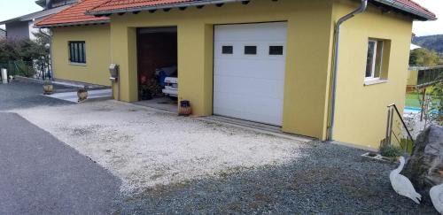 Moosburg Apartment | Haus Falkenstein