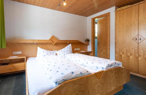 Damuels House | Haus Furka