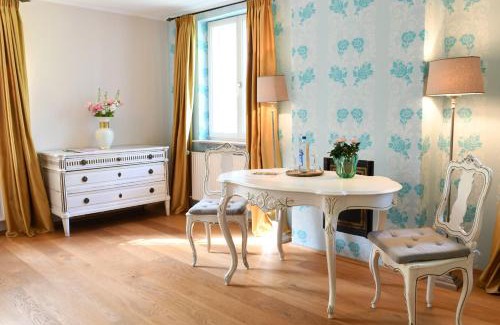 Heek Apartment | Haus Keppelborg: ZI Elisabeth mit Burgmauerblick