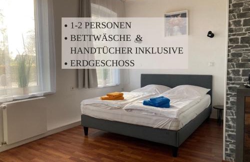 Wremen Apartment | Haus Krabbe Zimmer ohne Küche, zentral gelegen zwischen Cuxhaven und Bremerhaven, Unterstellmöglichkeit für Fahrräder und E-Bikes, hauseigener Parkplatz, Hunde kostenfrei willkommen
