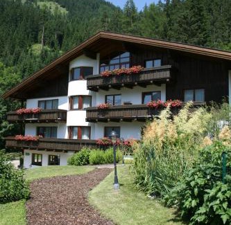 Elbigenalp Apartment | Haus Montana