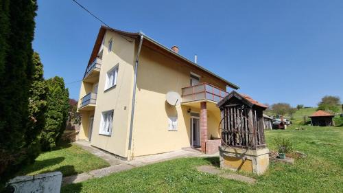 Szolad House | Haus Nadine - Balaton Vacation Homes