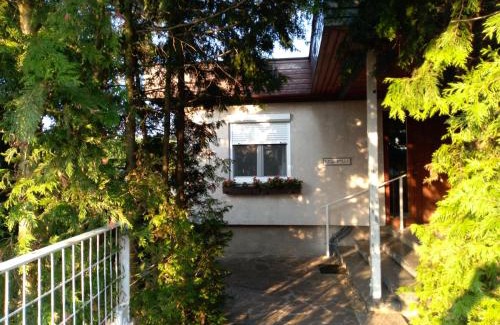 Strasshof an der Nordbahn Apartment | Haus Polly