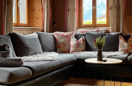 Elbigenalp Apartment | Haus-Ruitelspitzblick
