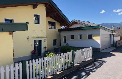 Imst Apartment | Haus Tschirgantblick