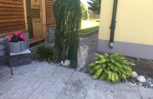 Imst Apartment | Haus Tschirgantblick