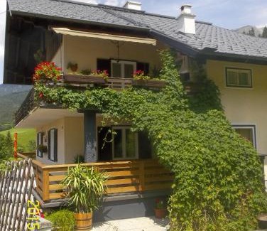 Russbach am Pass Gschuett Apartment | Haus Wastl