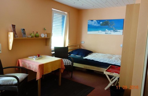 Hofheim am Taunus Bed & Breakfast | Haus Weschke