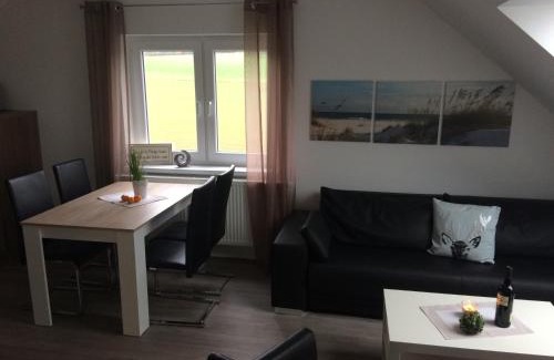 Effolderbach Apartment | Haus Willi - kleine & schnuckelige Ferienwohnung in Ortenberg mit WLAN Balkon Parkplatz - neu & sauber & gemütlich