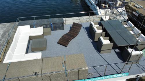 Olpenitz Apartment | Hausboot Ferienhaus Captains Boat