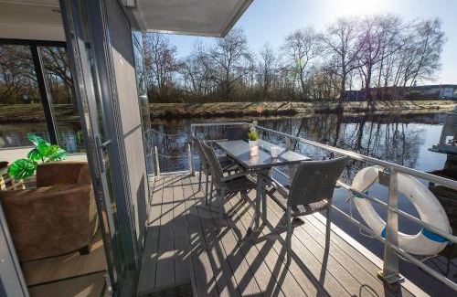 Bad Bederkesa House | Hausboot "Seeprinz"