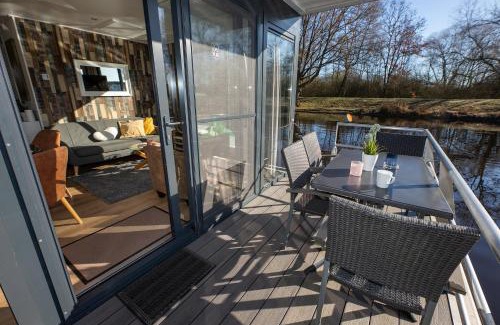 Bad Bederkesa House | Hausboot "Seeprinz"