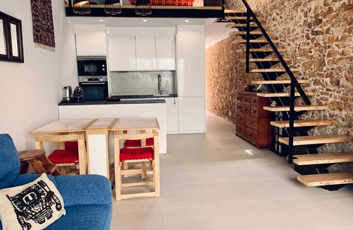 Sant Feliu de Guixols House | Hauzify I Casa Pecher