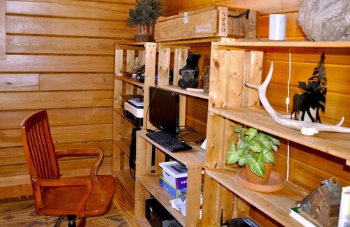 Hiawassee Cabin | Have you been dreaming with the perfect vacation property? This is it!