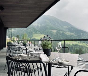 Alpendorf Apartment | Haven Mountain Retreat