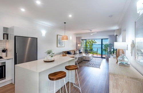 Hamilton Island Apartment | Haven on Hamilton Island -private apartment with views & buggy Fully Renovated in 2023