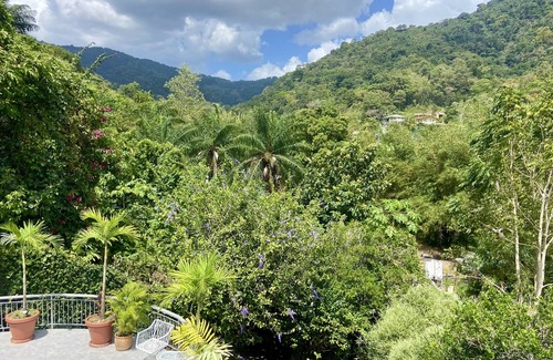 Glencoe House | Havenhill is a scenic & happening Escape for 7!