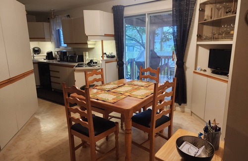 Saint-Emile House | Havre Détente Pour Tous!