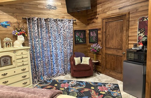 Paukaa Bed & Breakfast | Hawaii Magic Skies Farmstay