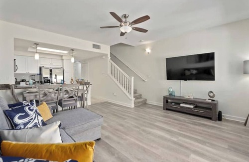 Kapolei Apartment | Hawaiian Dream Villa<3 mins from Disney Aulani