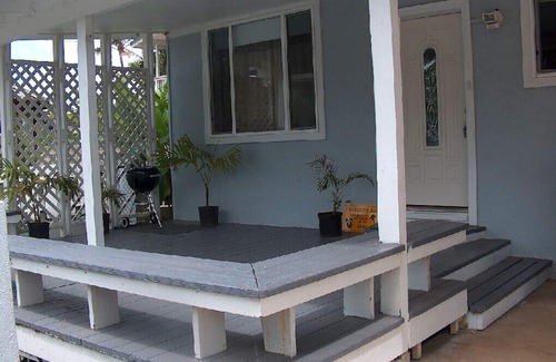 Hauula House | Hawaiian Dreams 4BR BEACH HOUSE only 27 steps to white sand swimming beach!