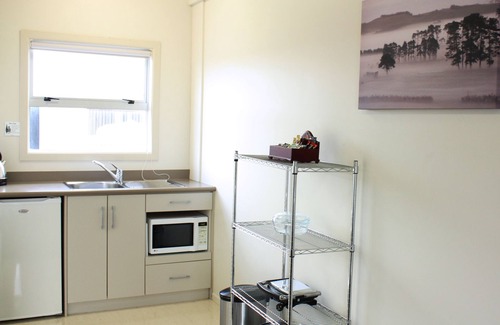 Hawera Hotel | Hawera Central Motor Lodge