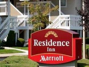 Tinton Falls Hotel | Hawthorn Suites by Wyndham Tinton Falls