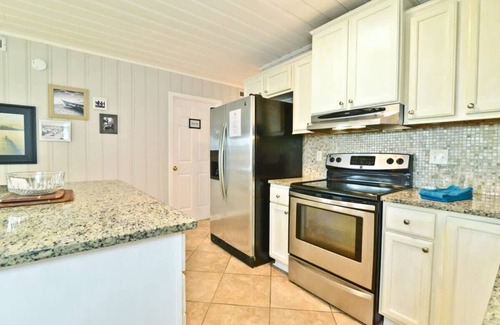 Cherry Grove Beach House | Hazels Castle Huge 2 in 1 Oceanfront House near Pier